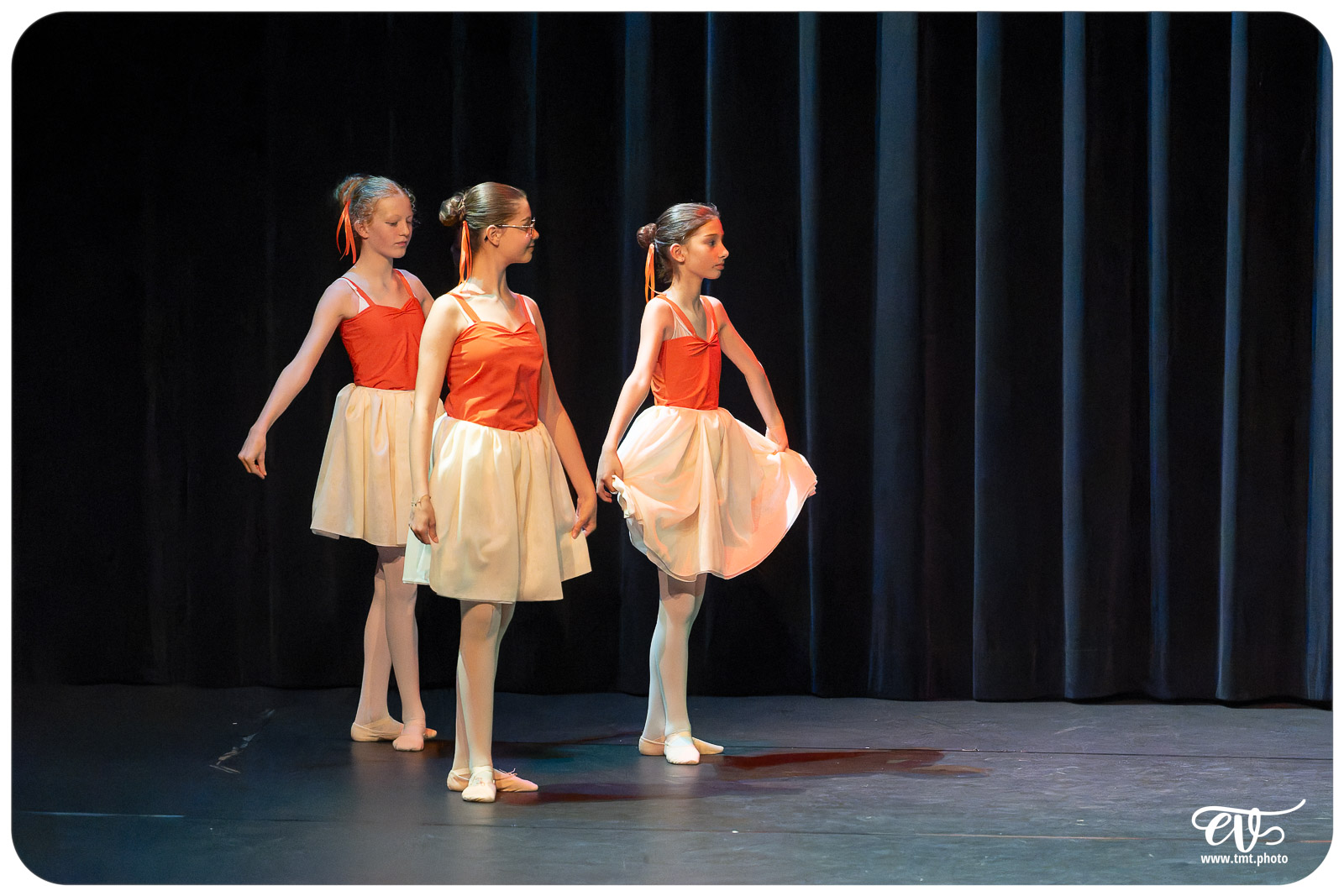 ECOLE DE DANSE CÉCILE ADAMOW